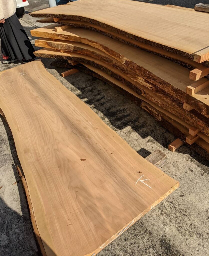 京都丹波の山桜一枚板 特別価格で産地から直販 | 一枚板 テーブル・天板｜綾部モリイ